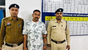राजधानी रायपुर में पुलिस कांस्टेबल चिट्टा बेचते गिरफ्तार, आरोपी के पास से 1 ग्राम हेरोइन बरामद, पुलिस ने भेजा जेल