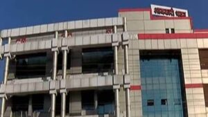 आबकारी भवन में देर रात लगी आग से मचा हड़कंप : ऑडिट रूम में शॉर्ट सर्किट से जले कंप्यूटर-प्रिंटर