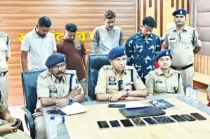 IPL सट्टे पर पुलिस की सर्जिकल स्ट्राइक, फार्महाउस से हाईटेक रैकेट का भंडाफोड़, 9 गिरफ्तार