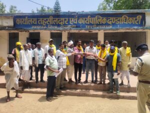 बासेन में आदिवासी महापंचायत आयोजित, केते एक्सटेंशन कोल माइंस का किया गया विरोध