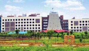 CG ब्रेकिंग: मंत्री के खास पर गिरी गाज! सरकार ने खत्म की निजी सचिव की सेवा