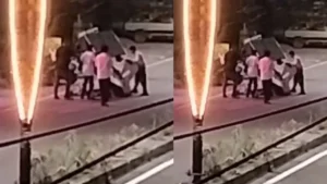 बियर की बोतल फोड़कर किया जानलेवा हमला, CCTV ने खोला राज