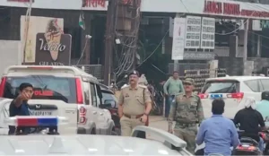 रायपुर में करोड़ों की चोरी से सनसनी, CCTV में कैद हुए दो युवक, पुलिस जांच में जुटी
