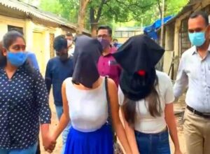 पुलिस ने सेक्स रैकेट का किया भंडाफोड़, लड़कियों की तस्वीरें भेजकर सौदेबाजी