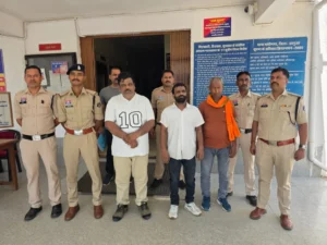 CG News: दुर्लभ मूर्ति के नाम पर 3 करोड़ की ठगी, बिहार और बनारस से 3 आरोपी गिरफ्तार