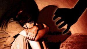 9 साल की मासूम से दरिंदगी! इस बहाने जंगल ले जाकर दरिंदों ने बुझाई हवस…. सन्न कर देगी ये वारदात