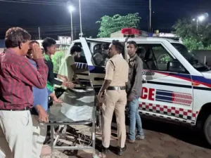 वन विभाग की बोलेरो और ट्रक में भीषण टक्कर, देवभोग रेंजर अश्विनी दास मिर्चुलिया की मौत