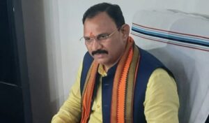 दिग्गज नेताओं की हो रही अनदेखी! कांग्रेस के आरोप पर मंत्री जायसवाल ने किया पलटवार…