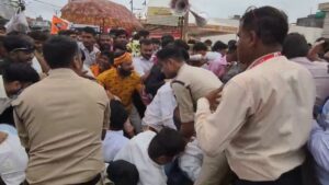 उज्जैन महाकाल परिसर में नागचंद्रेश्वर मंदिर में दर्शन को उमड़े श्रद्धालुओं में भगदड़, कई लोग घायल…