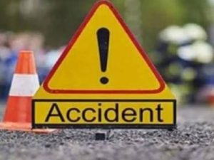 CG: ट्यूशन से घर लौट रही 11वीं की छात्रा की सड़क हादसे में मौत, चालक फरार, परिवार में पसरा मातम
